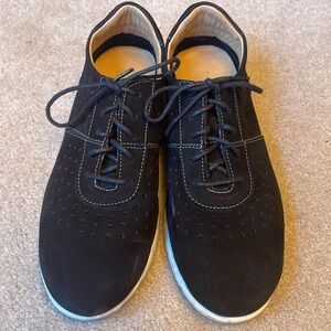Darkwood black nubuck suede lace up sneakers: